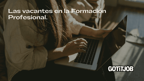 Análisis de vacantes y oferta en la Formación Profesional de Andalucía 2025/26: datos clave y causas del desajuste educativo Análisis de la Formación Profesional en Andalucía para el curso 2025/26, con datos sobre plazas ofertadas, vacantes por niveles educativos y causas del desajuste entre oferta y demanda